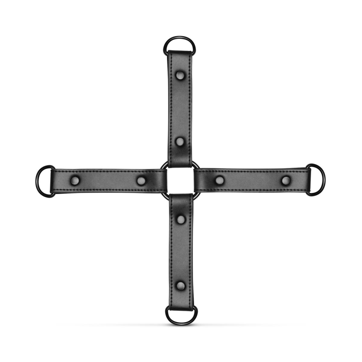 Hogtie con manette per le mani e le caviglie