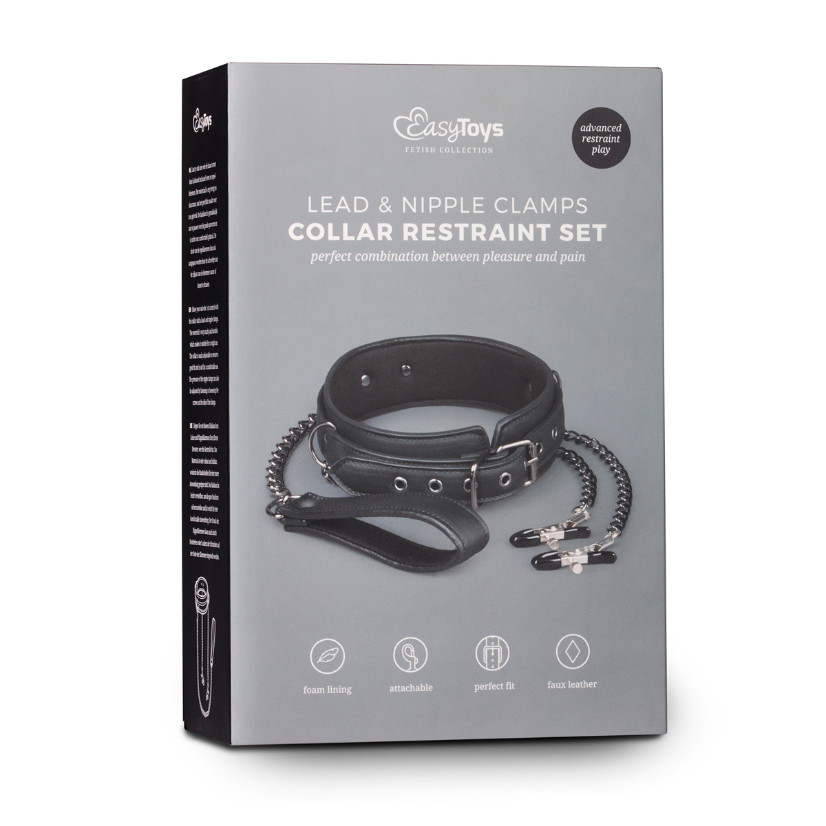 Collare di cuoio con dei morsetti per i capezzoli